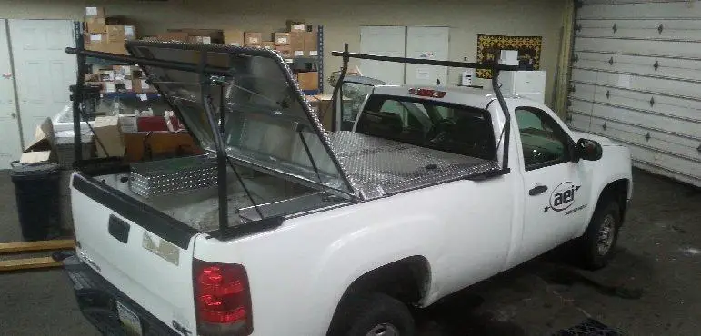 How To Install A Hard Tonneau Cover Alone Expert Guide